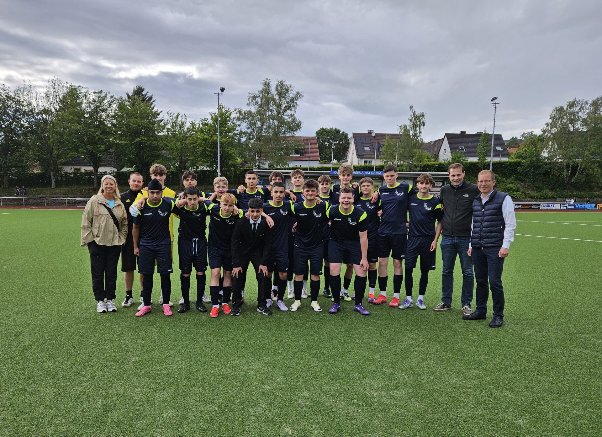 Fußball im Dammstadion: Woeste gewinnt das Schulderby
