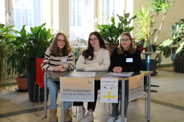Tag der Offenen Tür: Grundschulkinder besuchen das Woeste