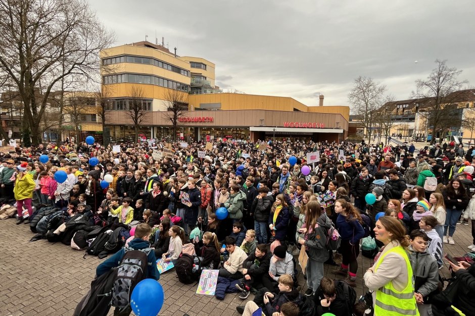 Schuldemo in Hemer für Demokratie und Vielfalt