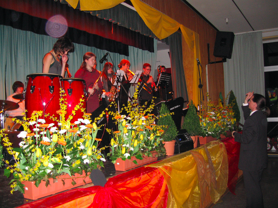 Tanzmusik beim Frühlingsball 2009