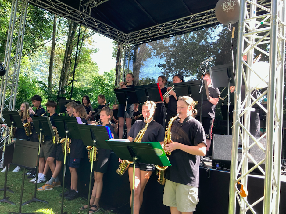 Jazamwo und Kammermusiker im Einsatz